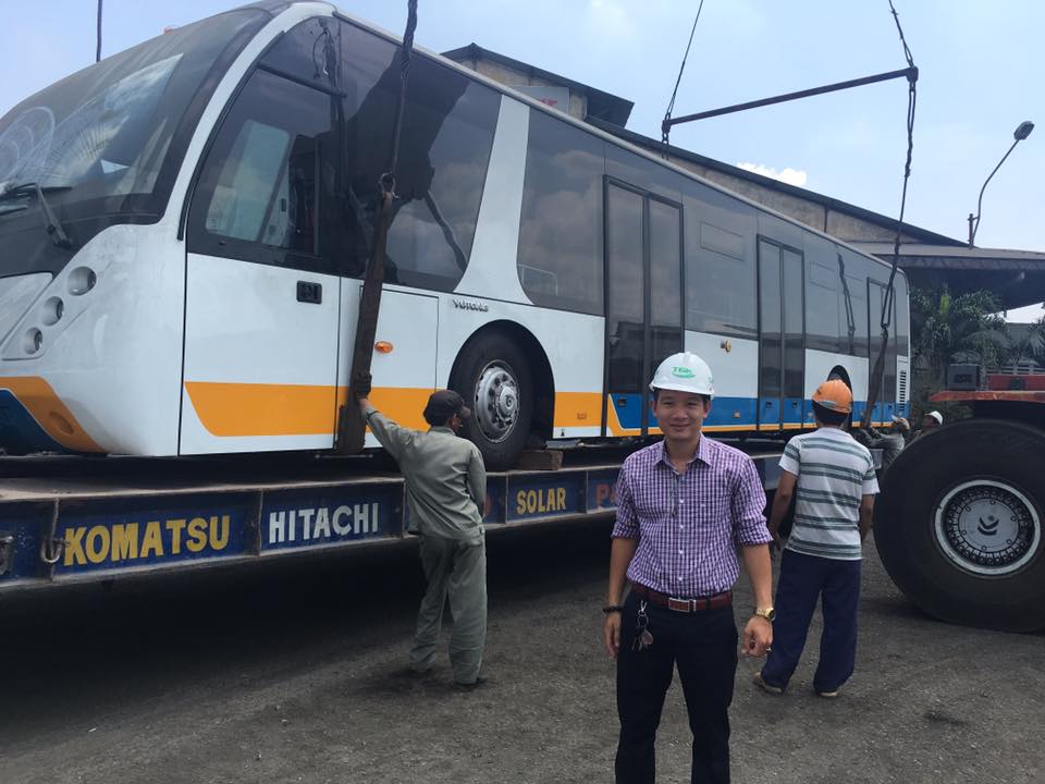 12998748_1044595118944263_7582861219464982309_n van chuyen xe du lich di nha trang