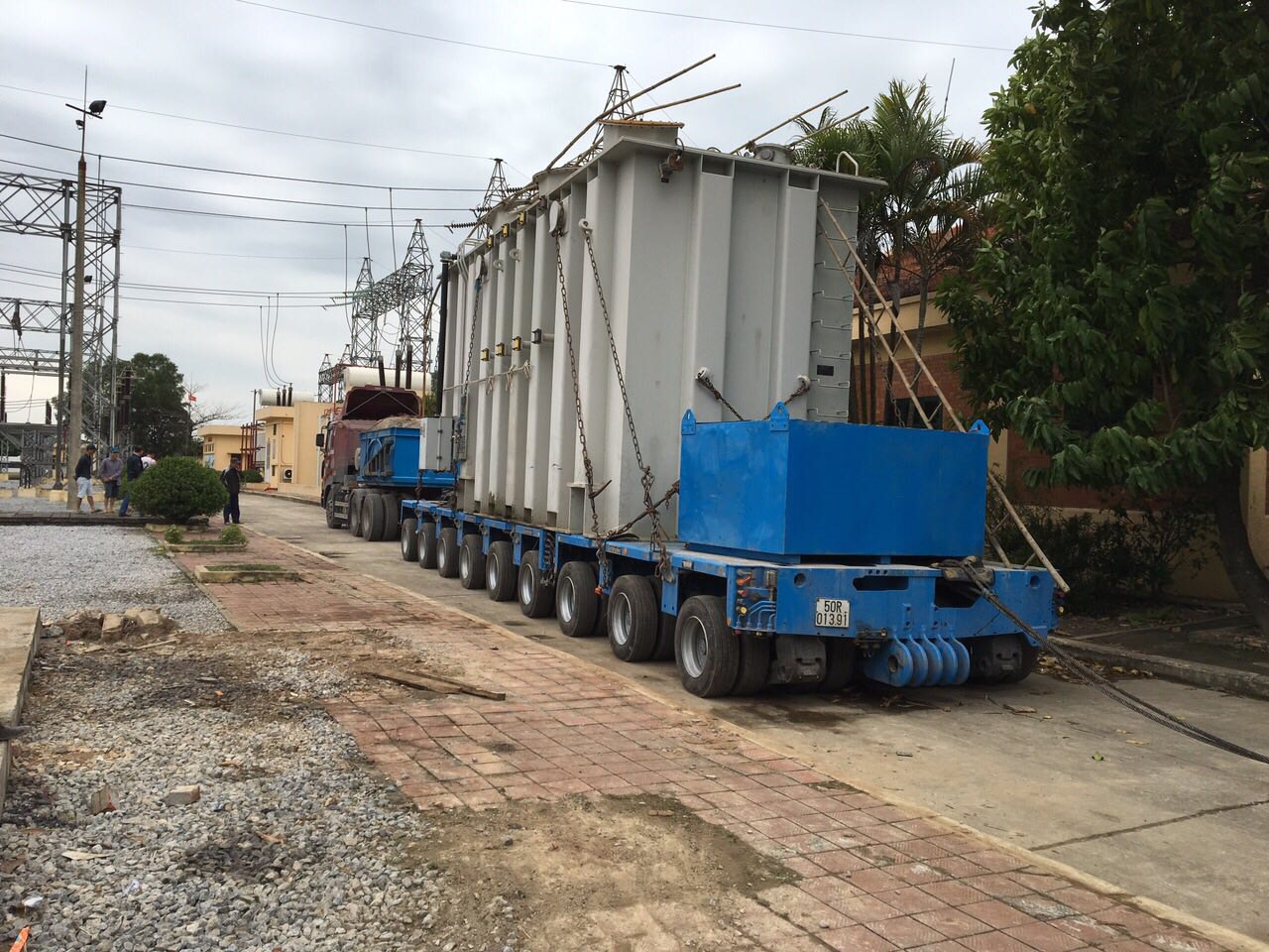 VẬN CHUYỂN HÀNG CONTAINER FLAT RACK ,CONTAINER OPEN TOP QUÁ KHỔ QUÁ TẢI